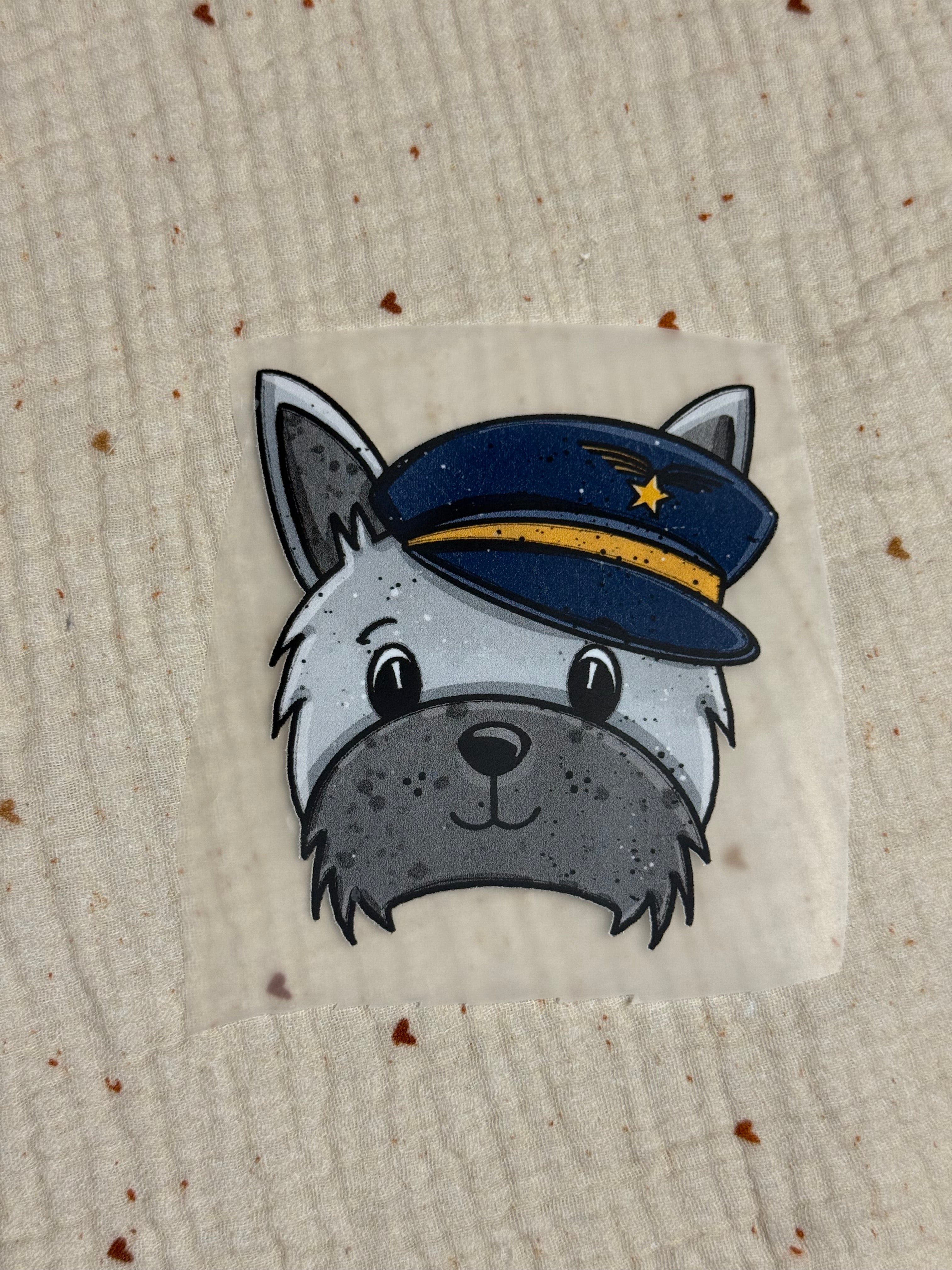 Bügelbild "Hund mit Mütze"