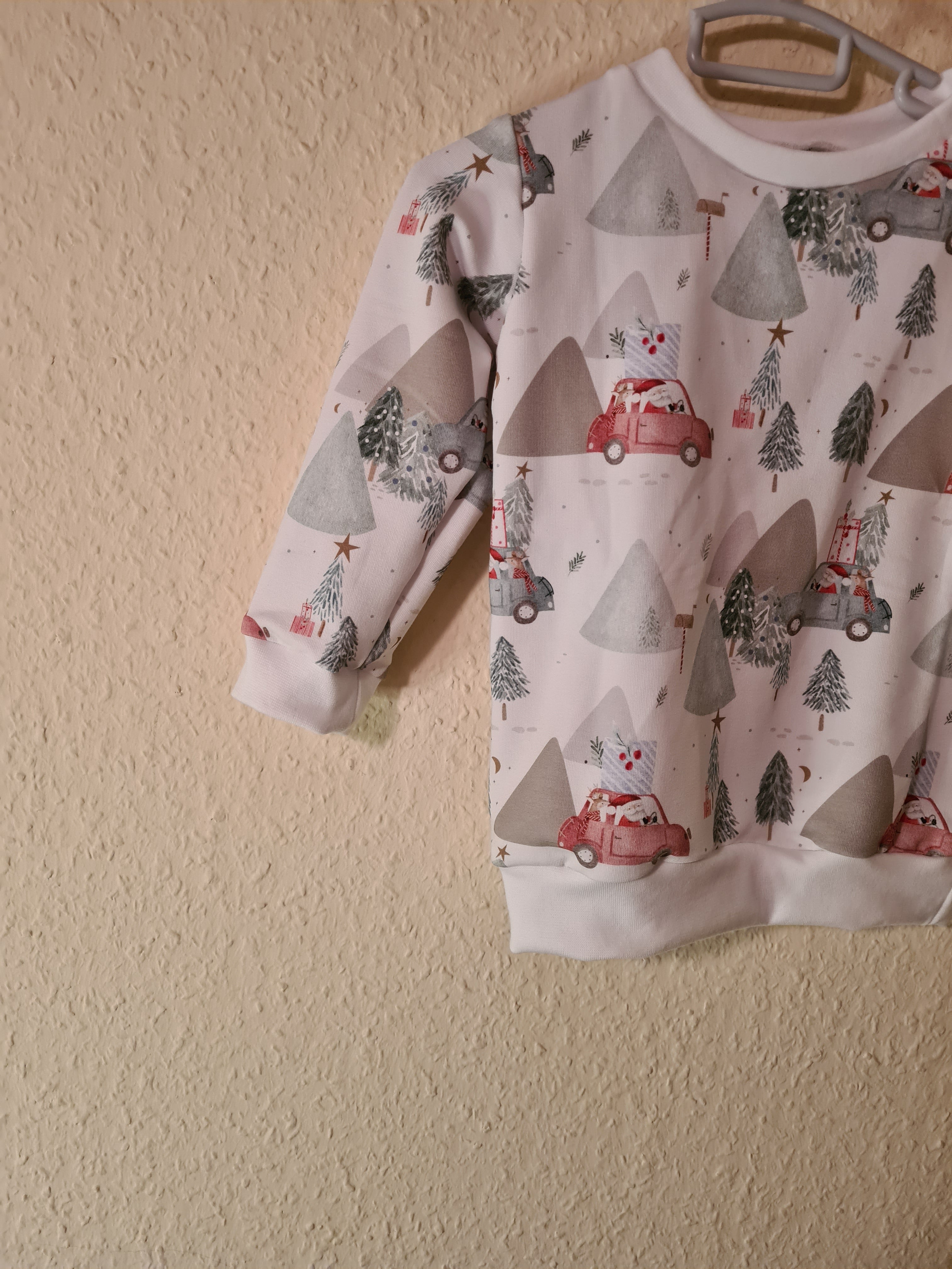 Oversize Pullover "Weihnachtsauto"