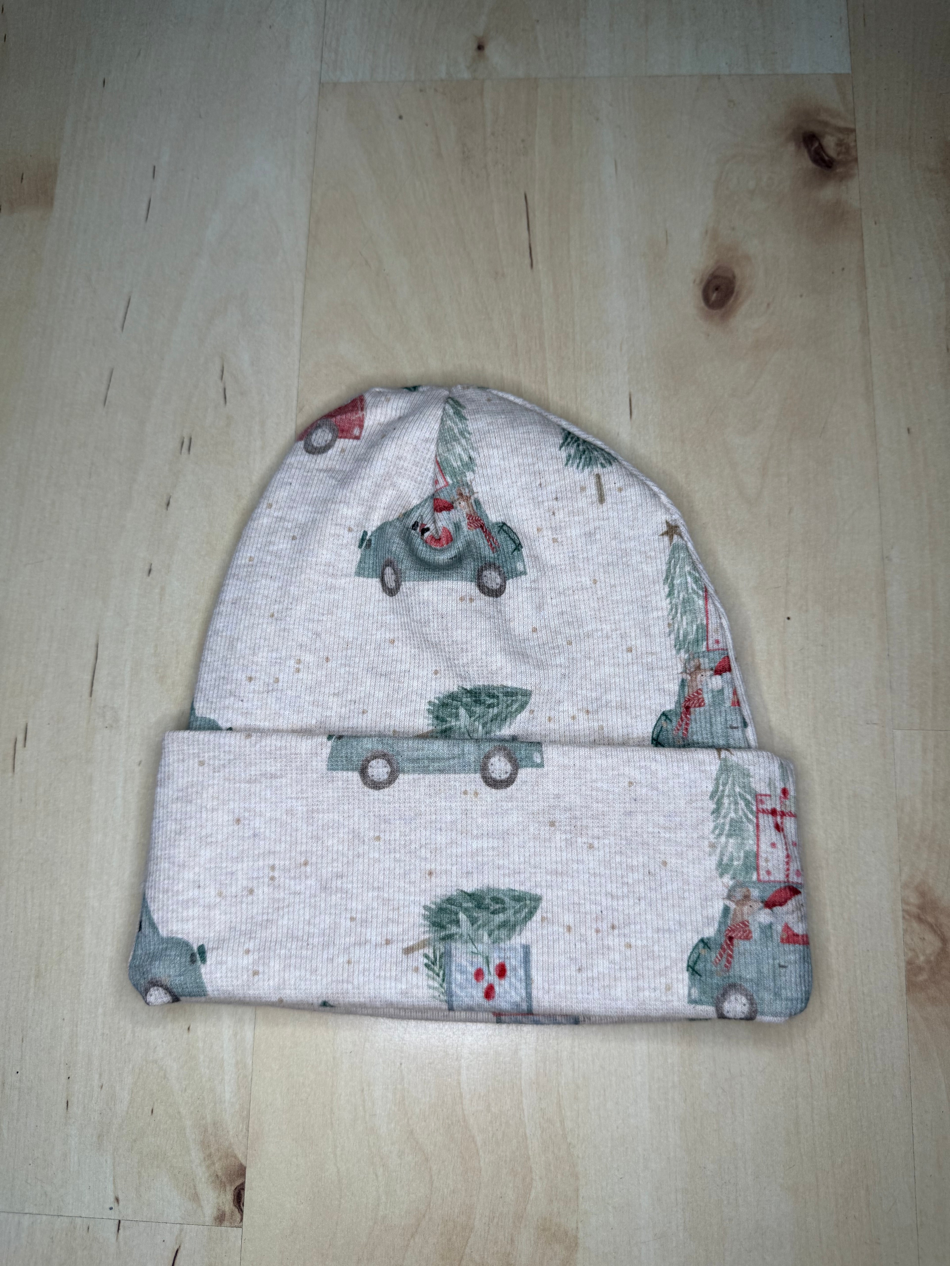 Beanie Weihnachtsauto