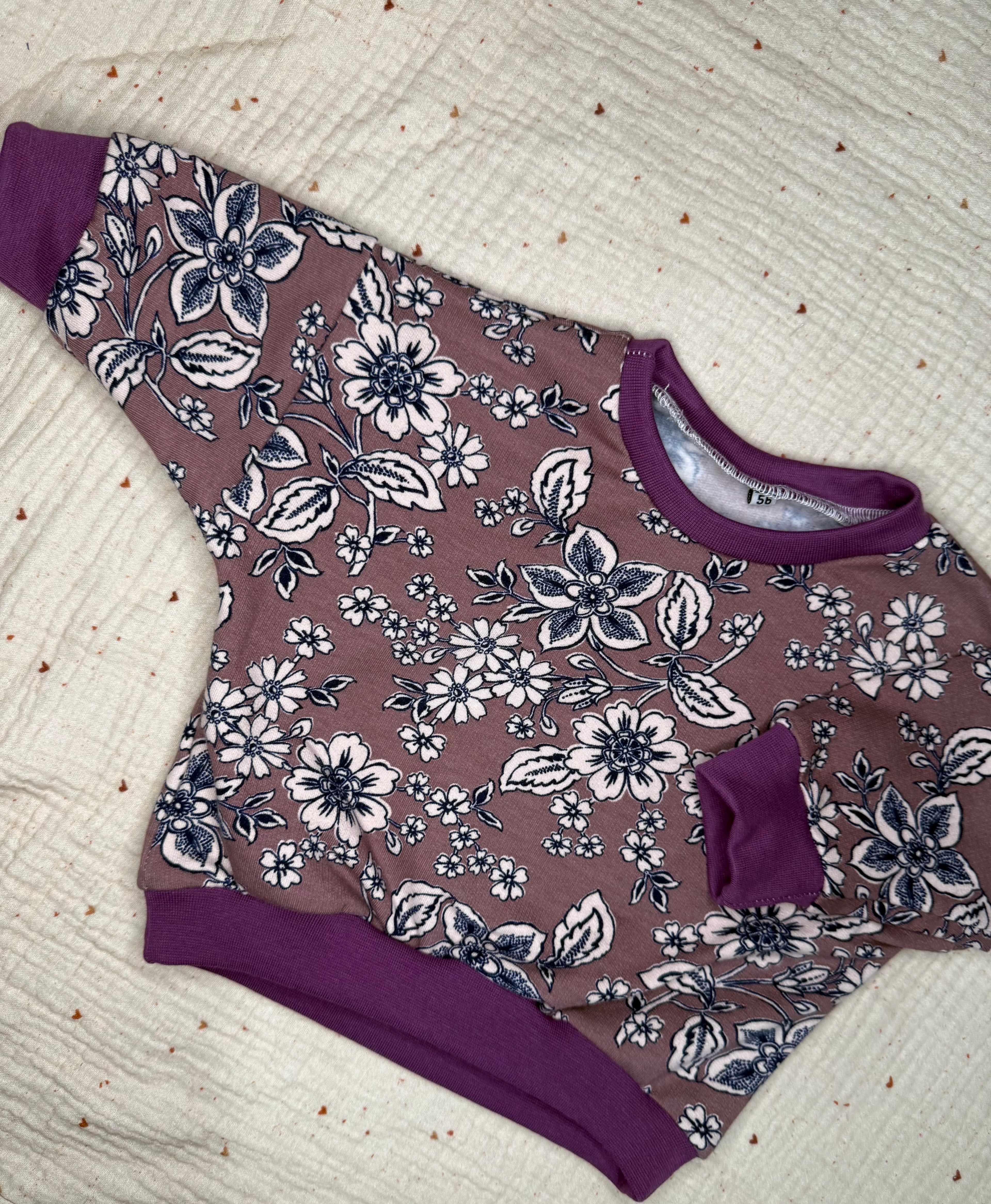 Oversize Sweater Vintage Flower