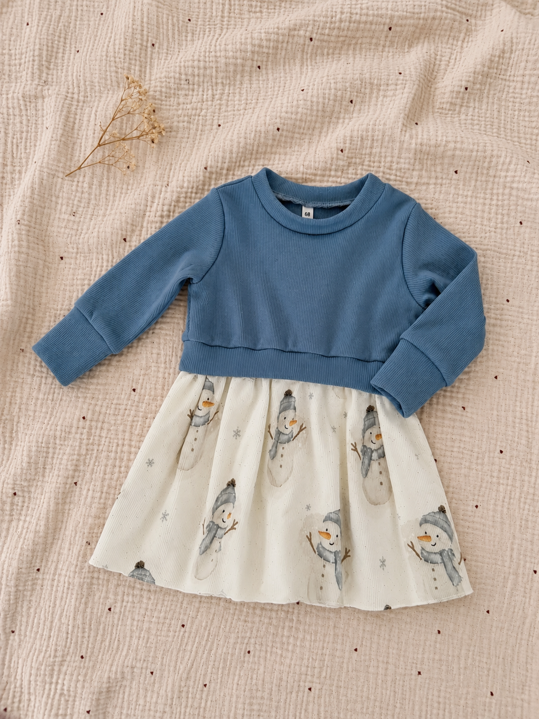 Girly Sweater Schneemann