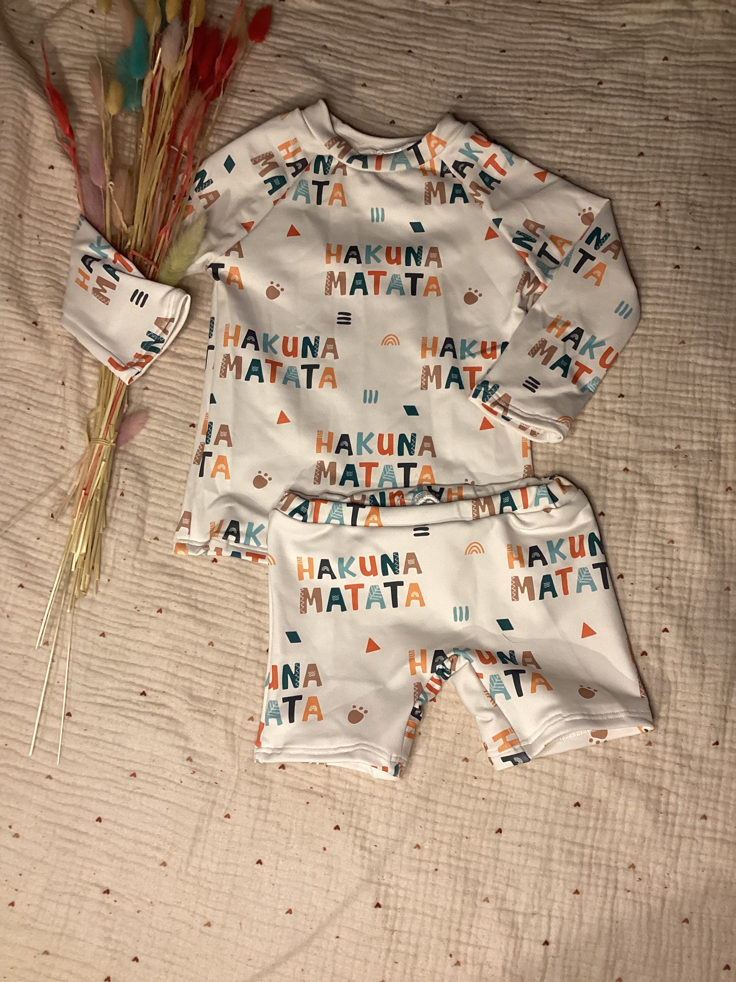Ensemble anti-UV Hakuna Matata