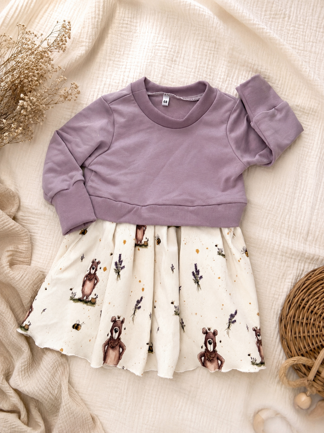 Girly Sweater Flieder