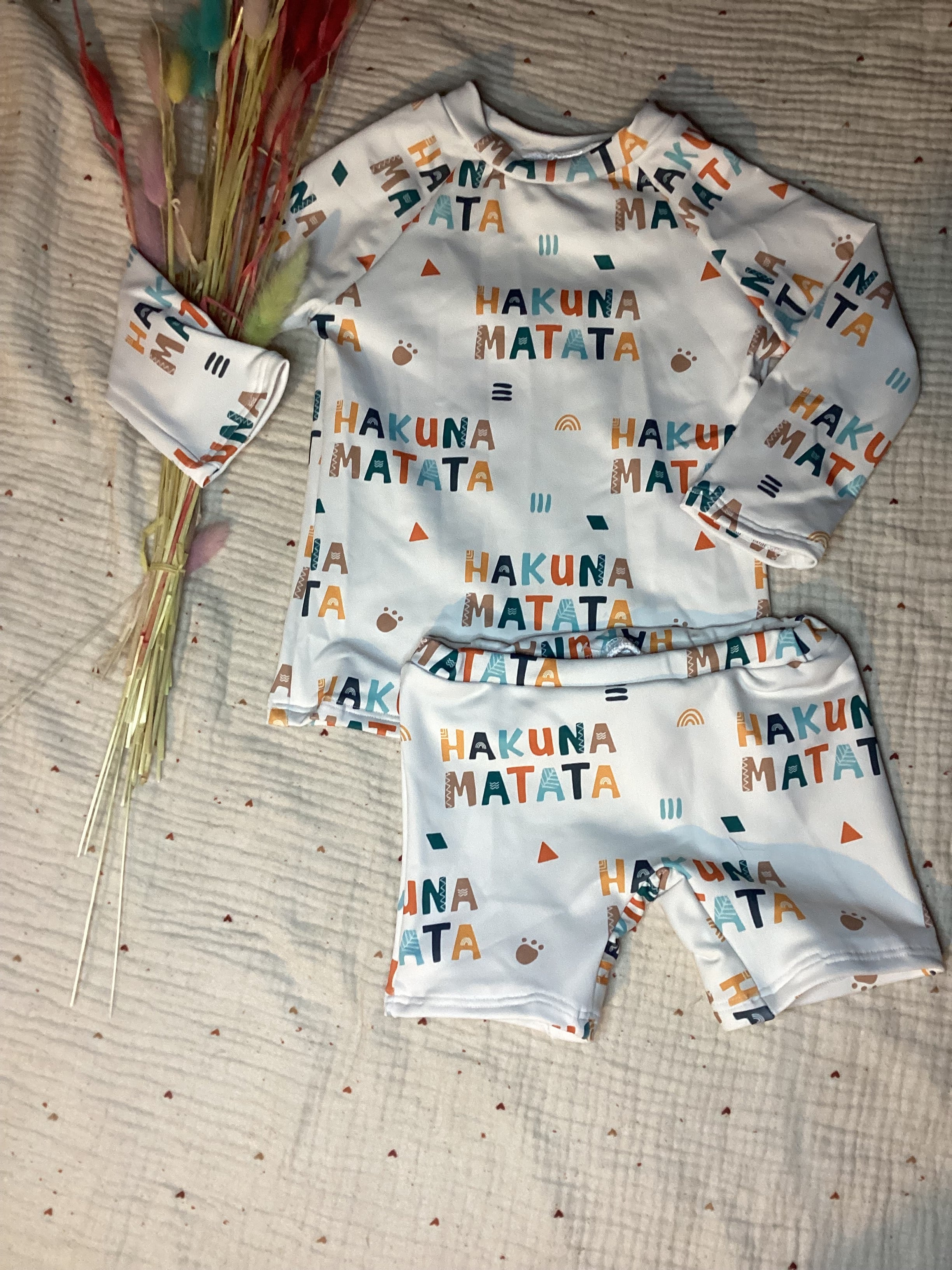 Ensemble anti-UV Hakuna Matata