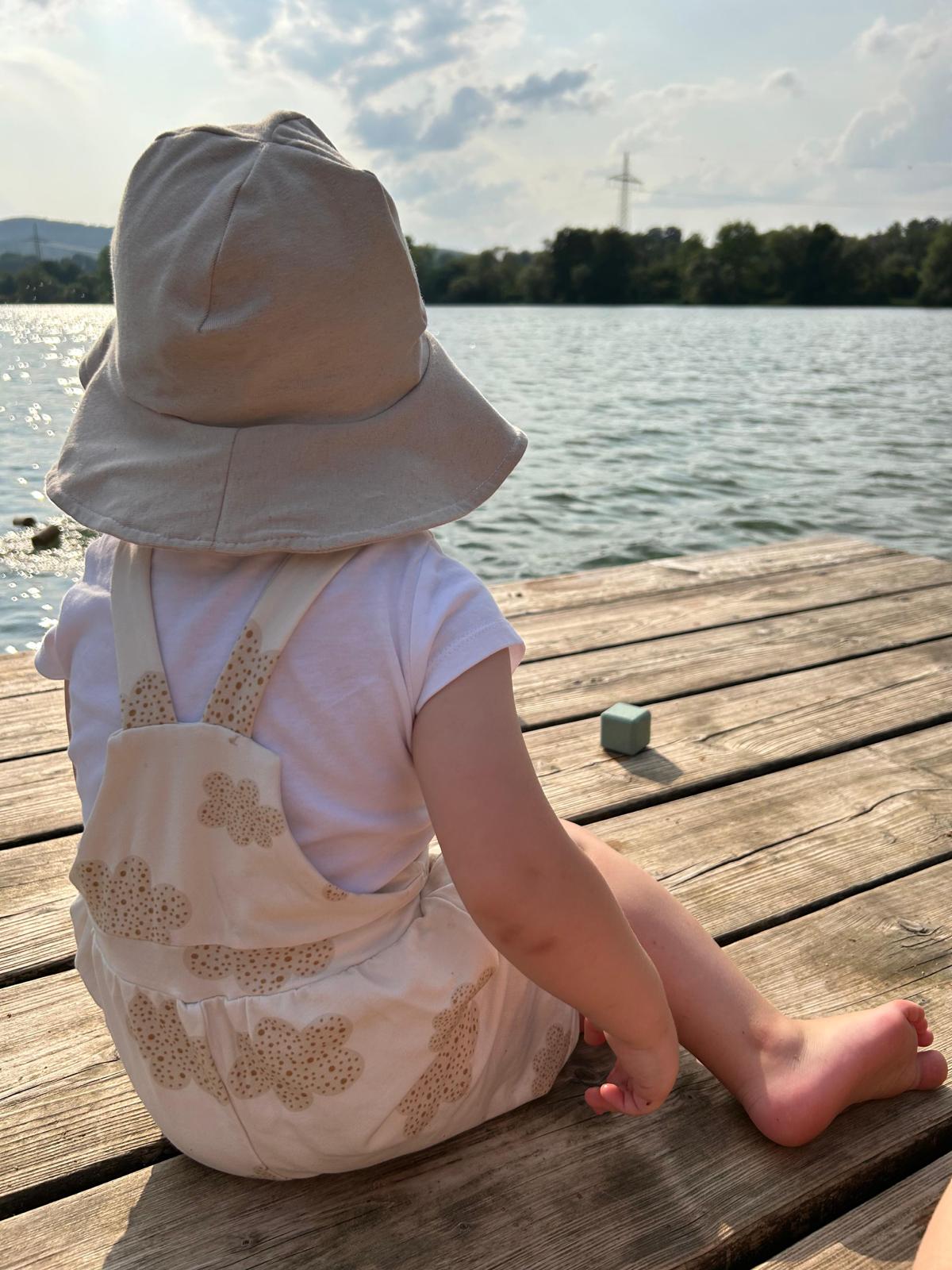 Individuelle Bestellung "Kurze Latzhose"