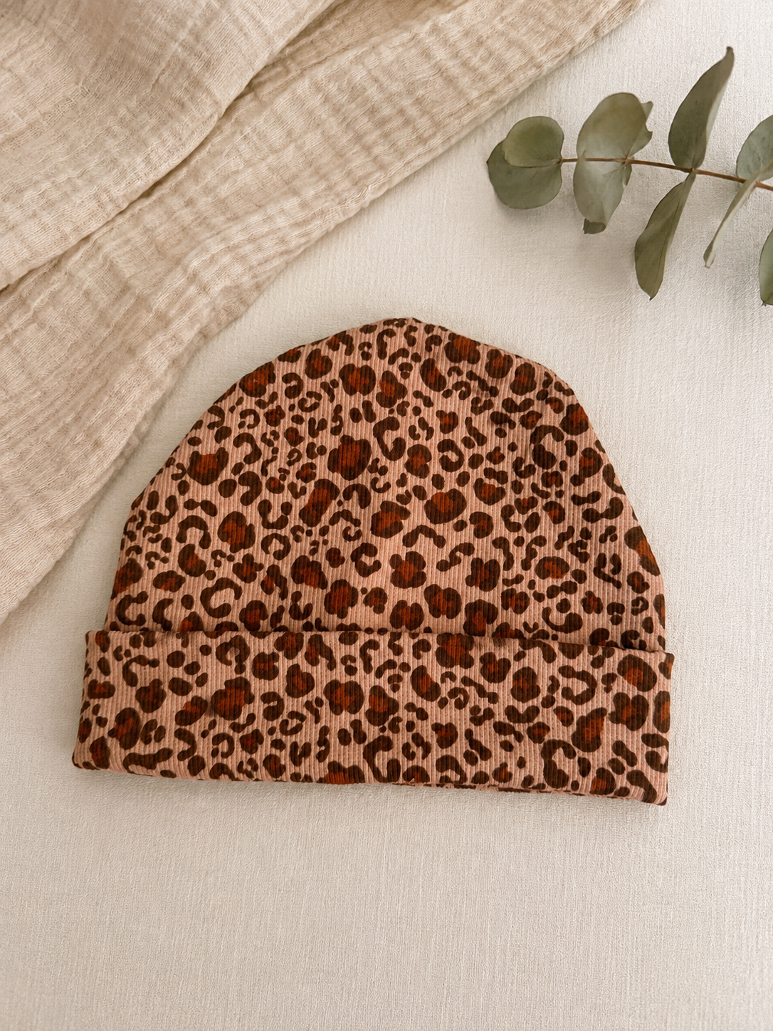 Beanie Leo
