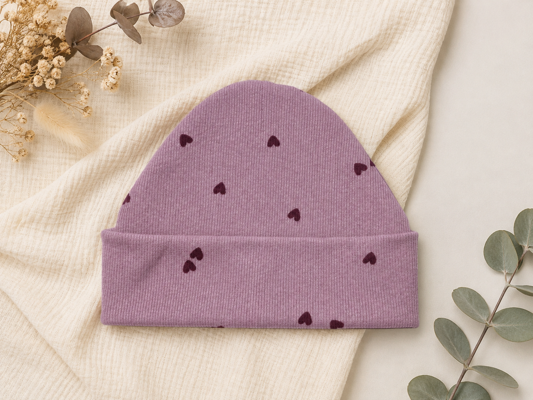 Beanie lila Herzen