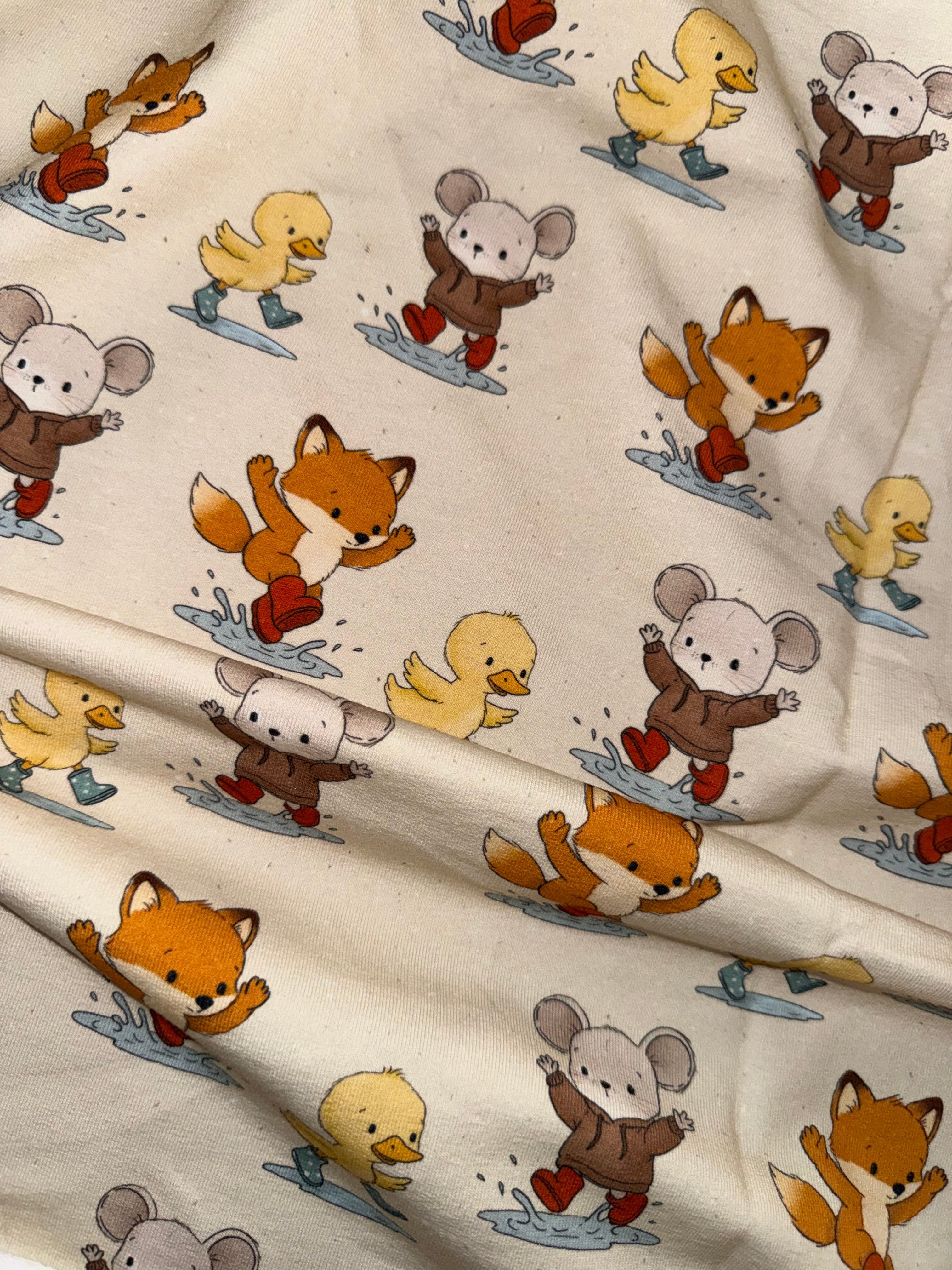 Stoff Pfützenspringen