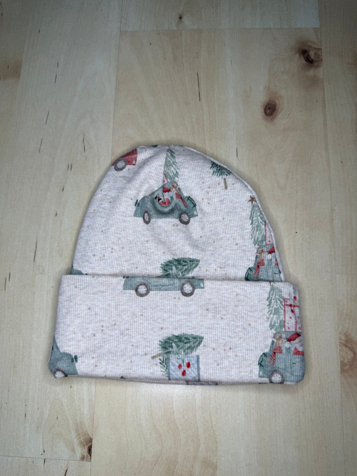 Beanie Weihnachtsauto