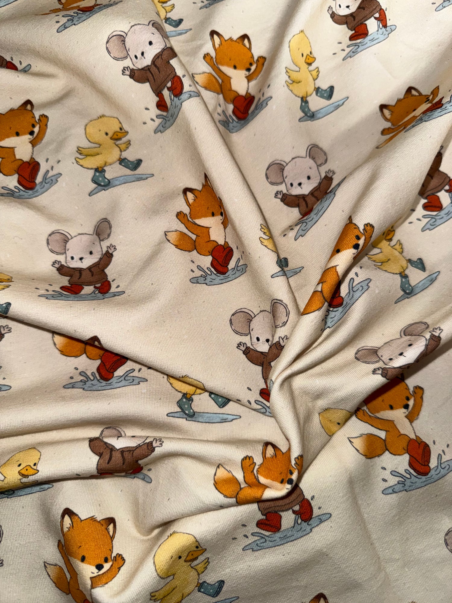 Stoff Pfützenspringen