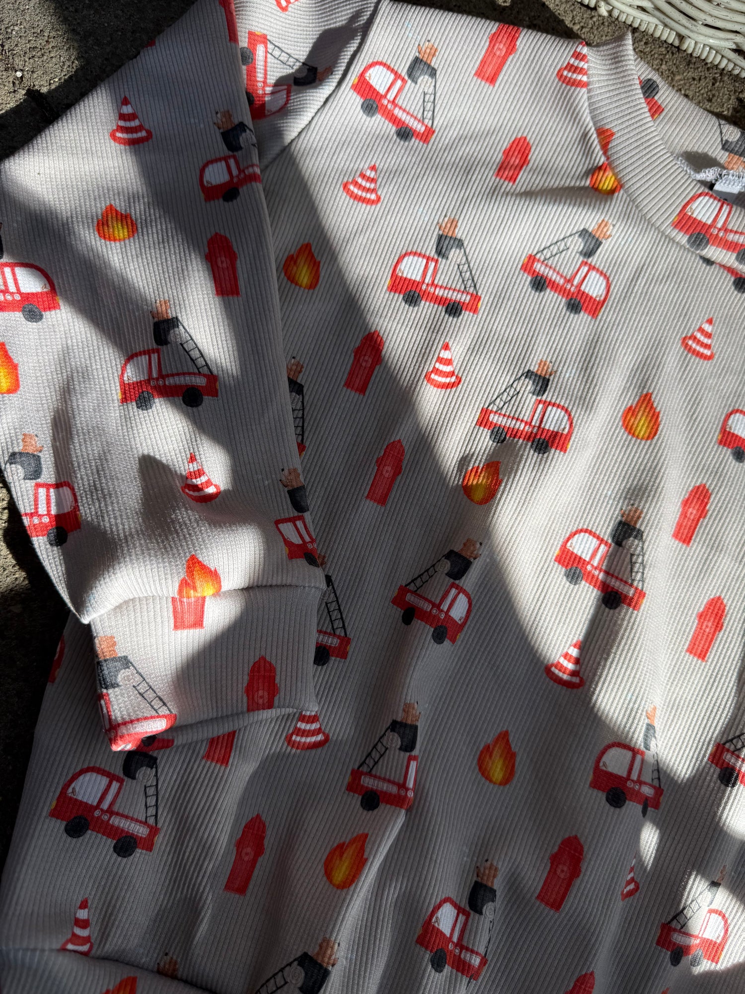 Oversize Pullover Feuerwehr