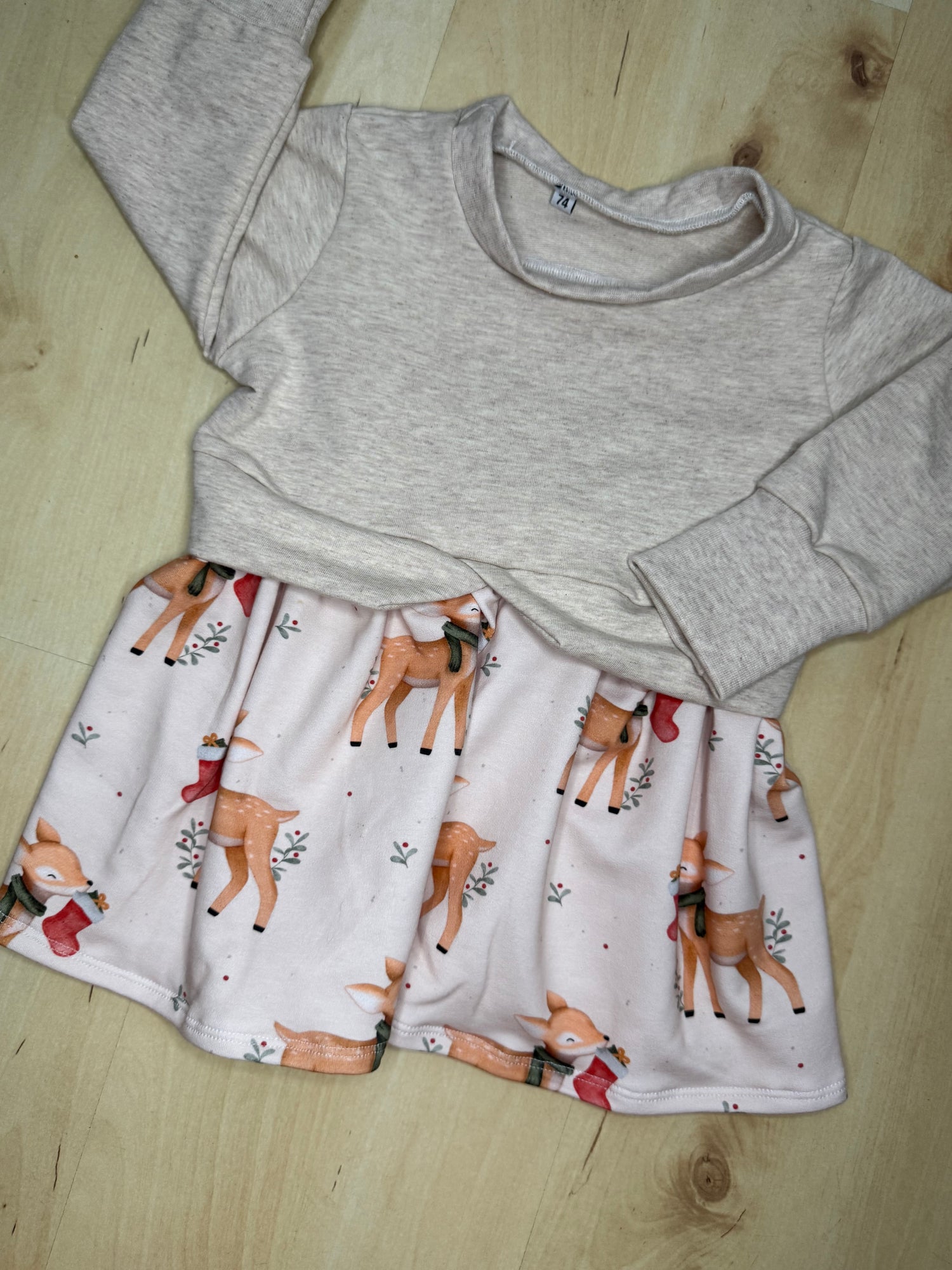 Girly Sweater Weihnachtsreh