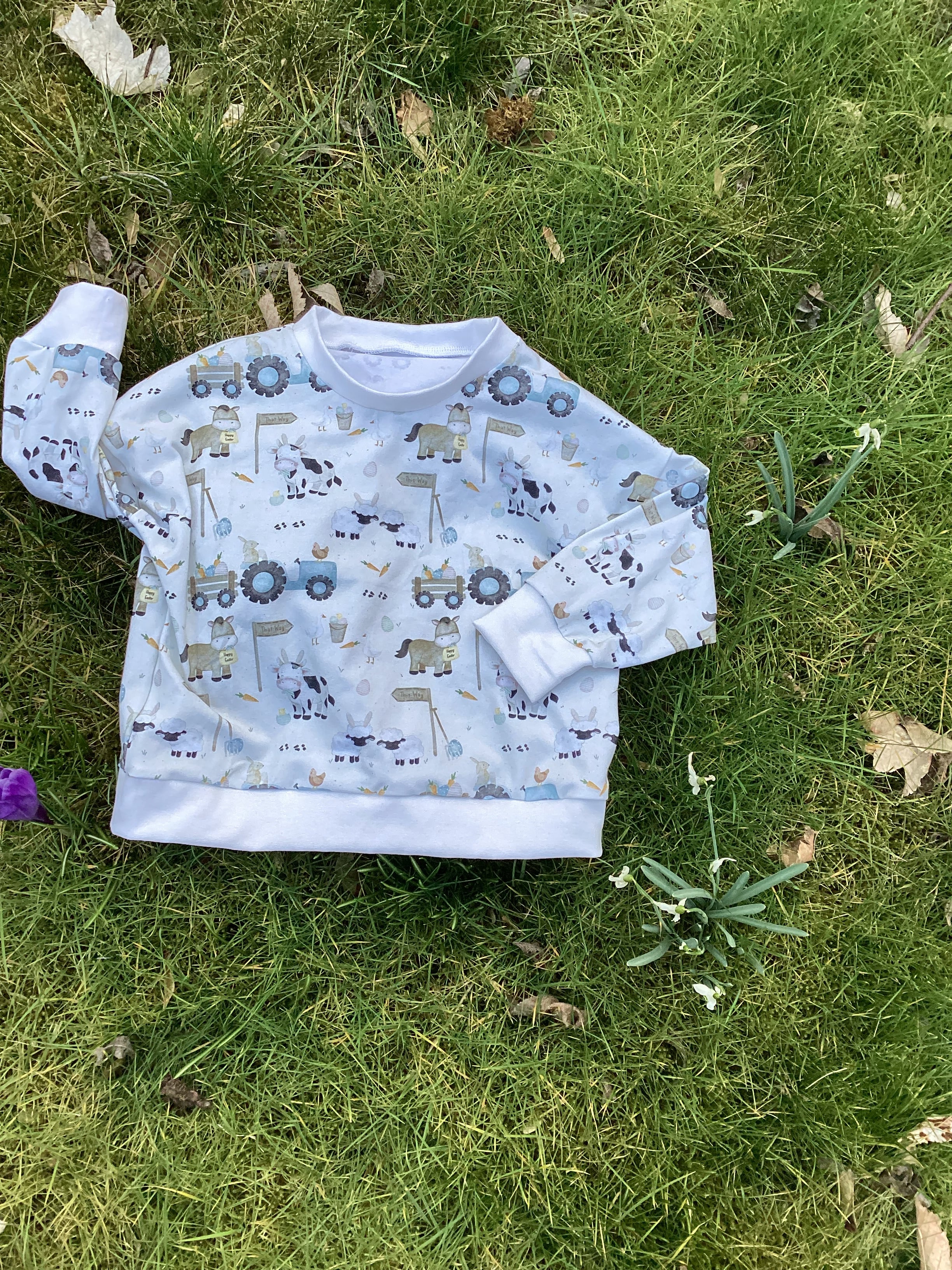 "Oversize Sweater Ostern