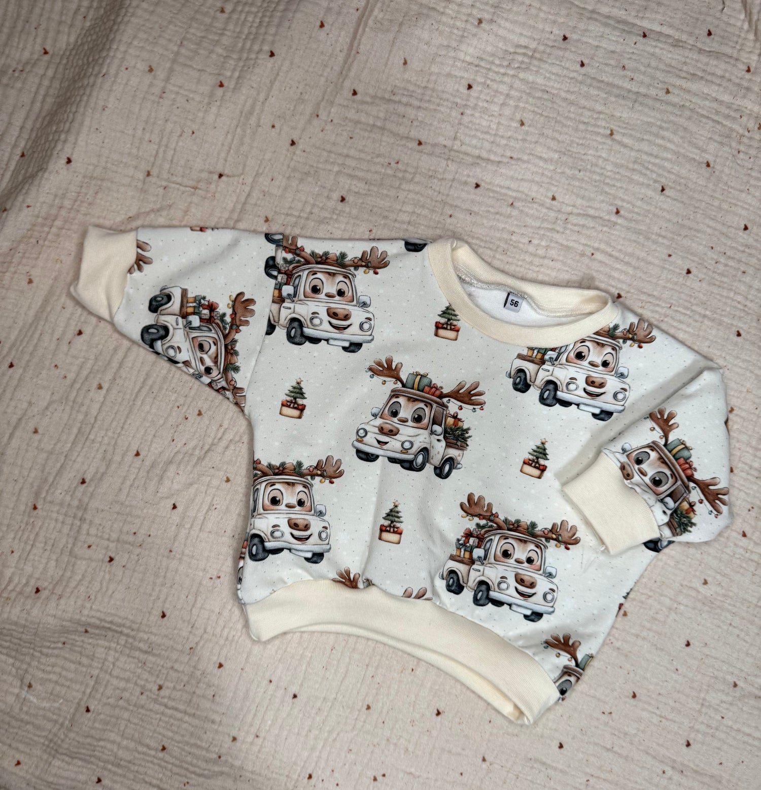 Oversize Sweater Rentierauto