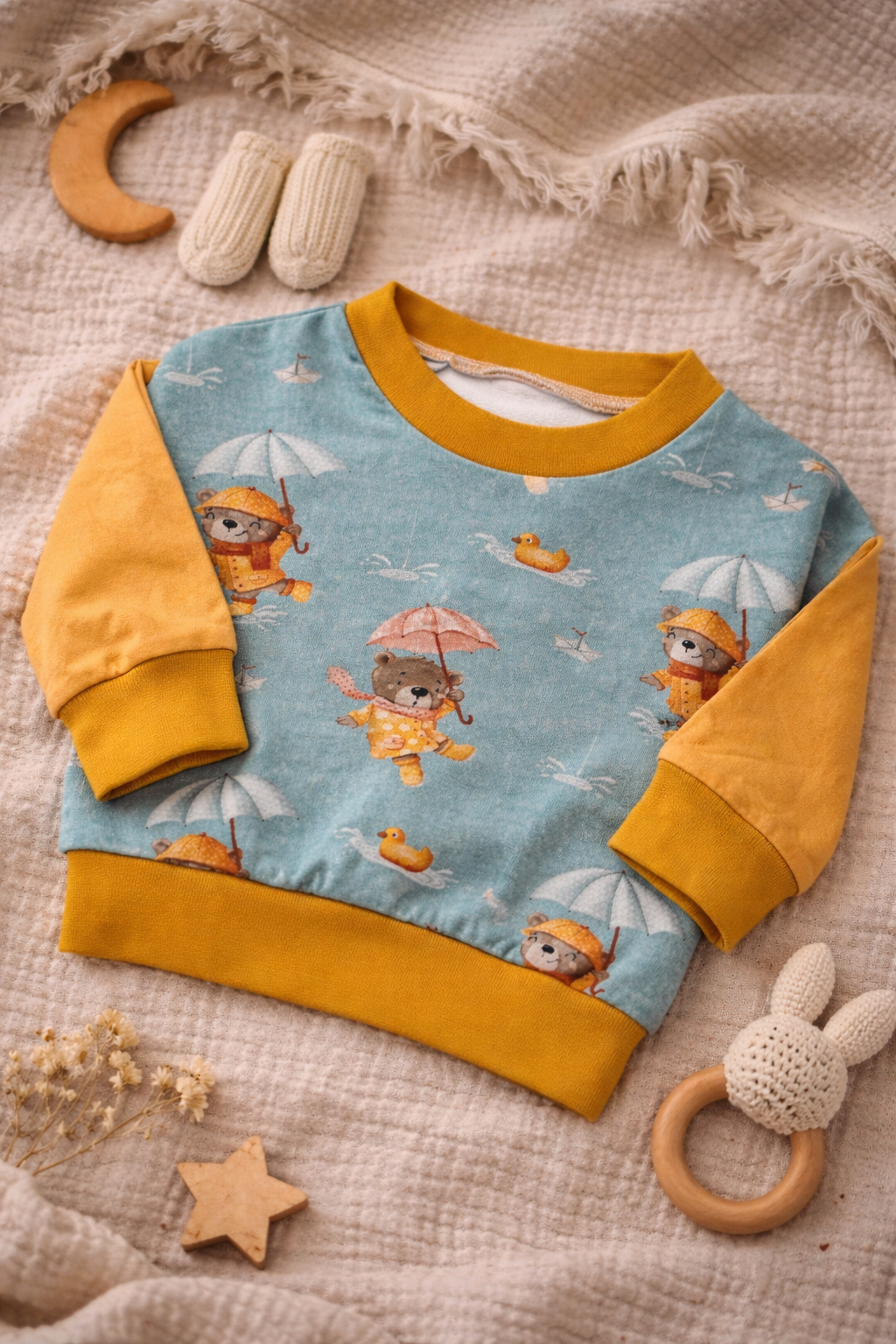 Oversize Pullover Regenbär