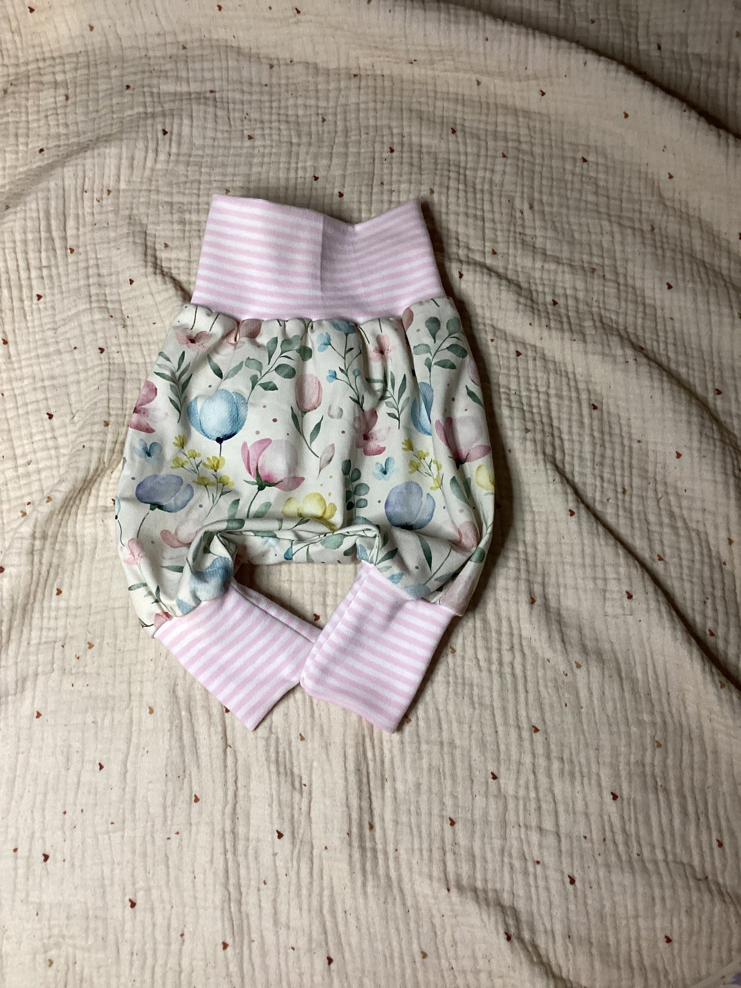 Pumphose Blumen rosa