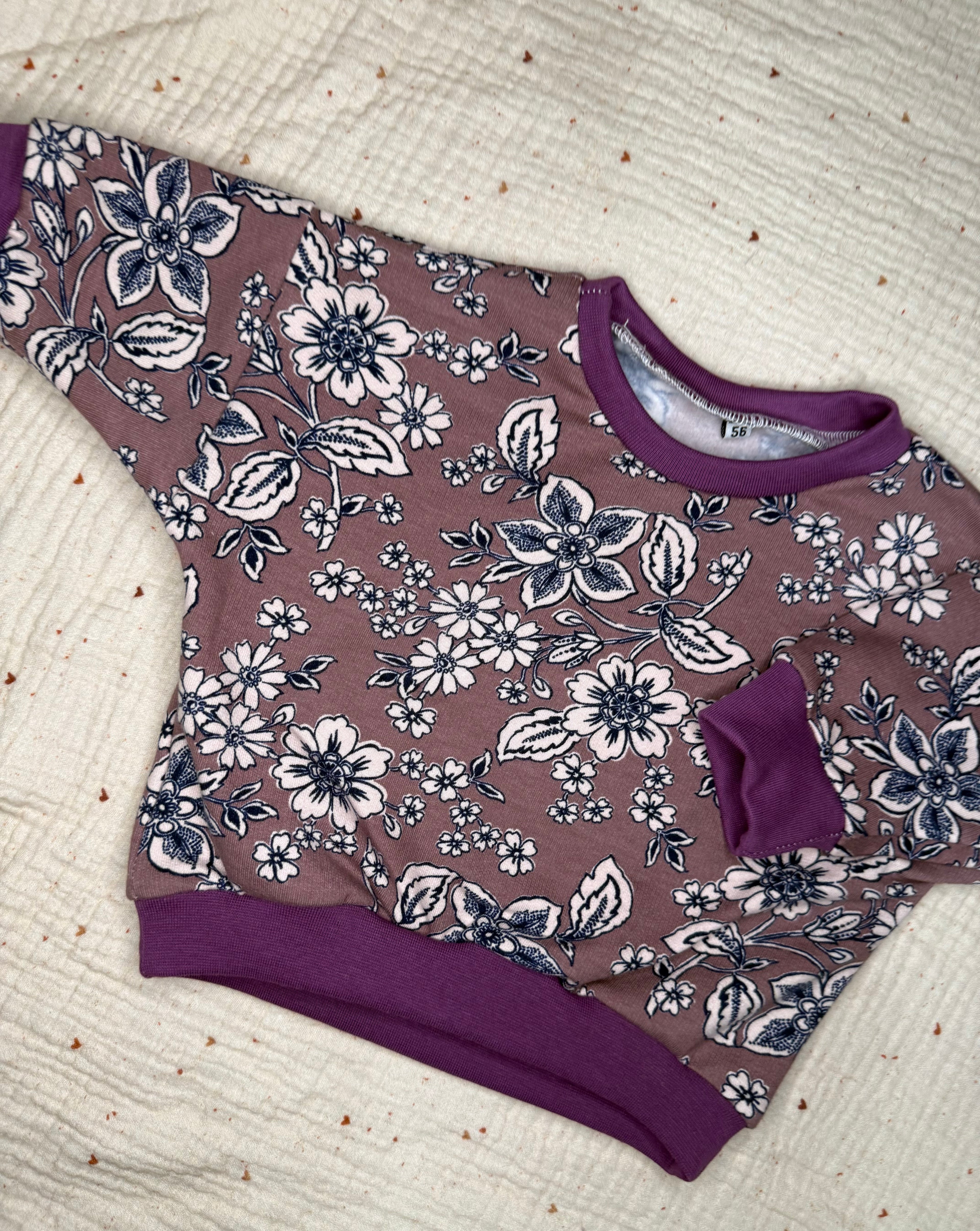 Oversize Sweater Vintage Flower