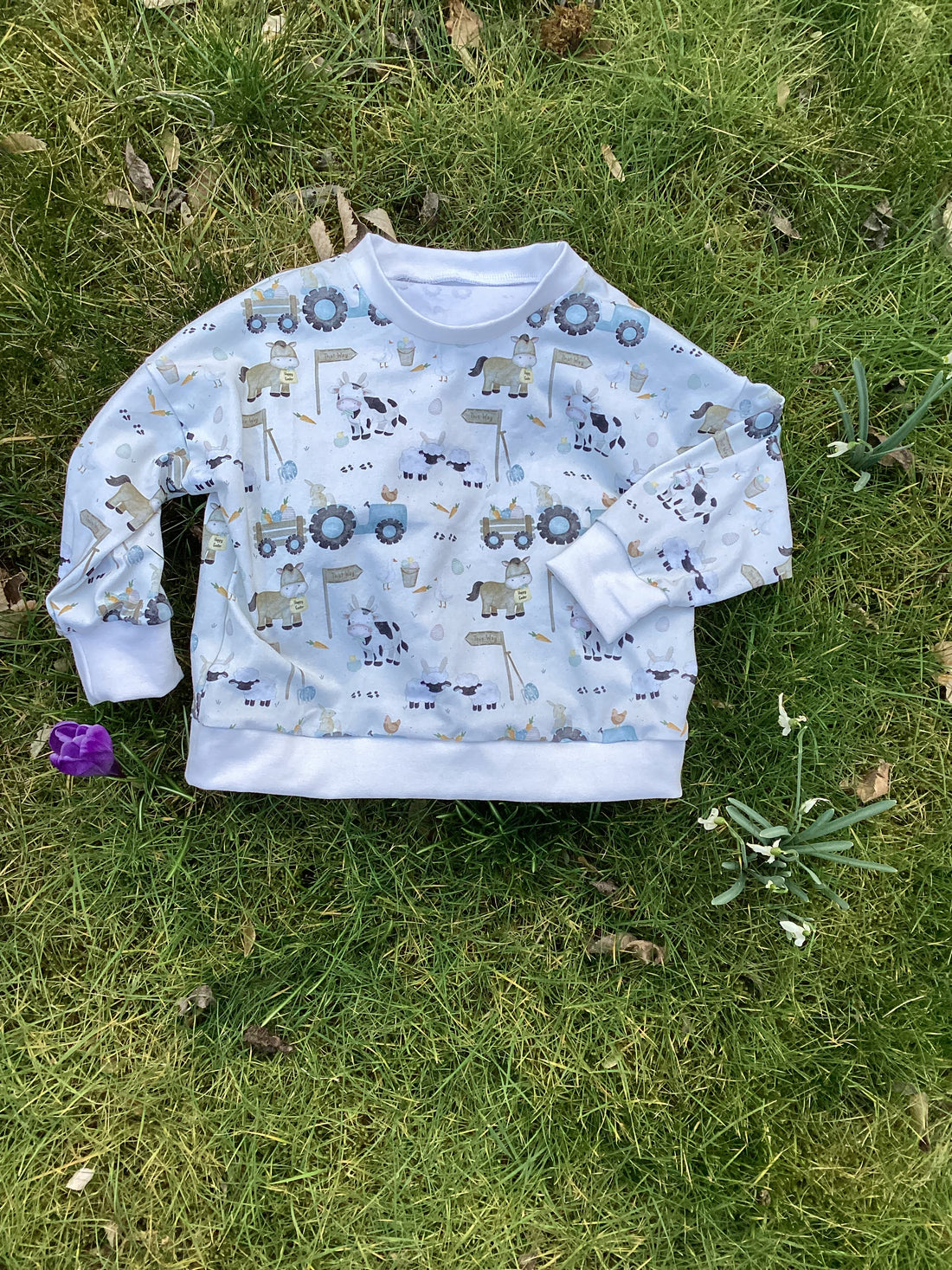 "Oversize Sweater Ostern