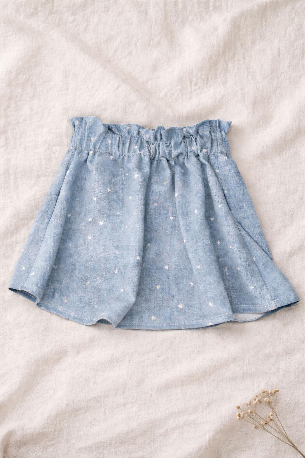 Paperbag Rock Blau mit Herzen
