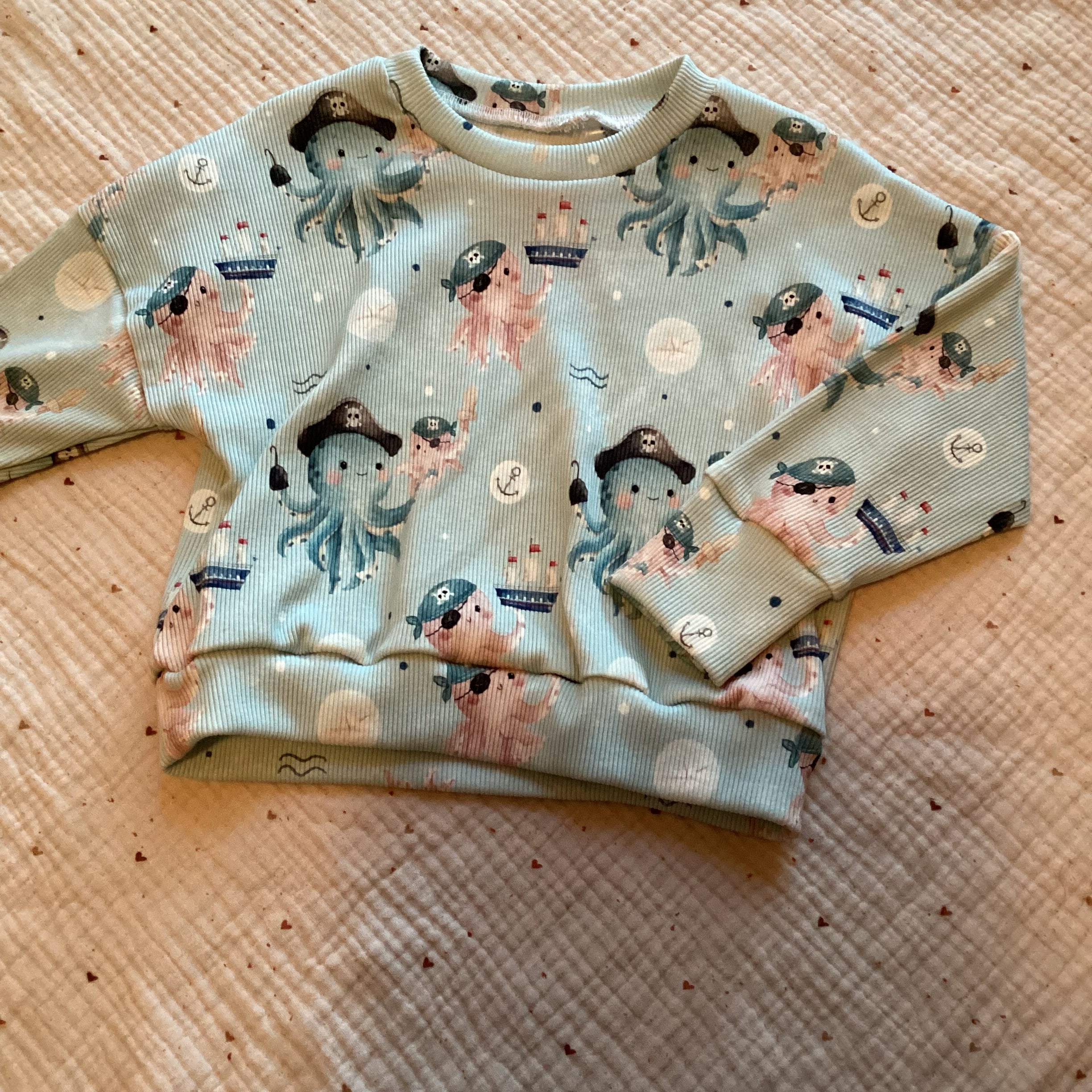 Oversize Pullover Pirat