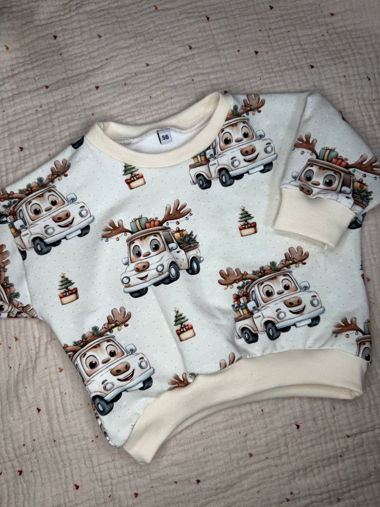 Oversize Sweater Rentierauto