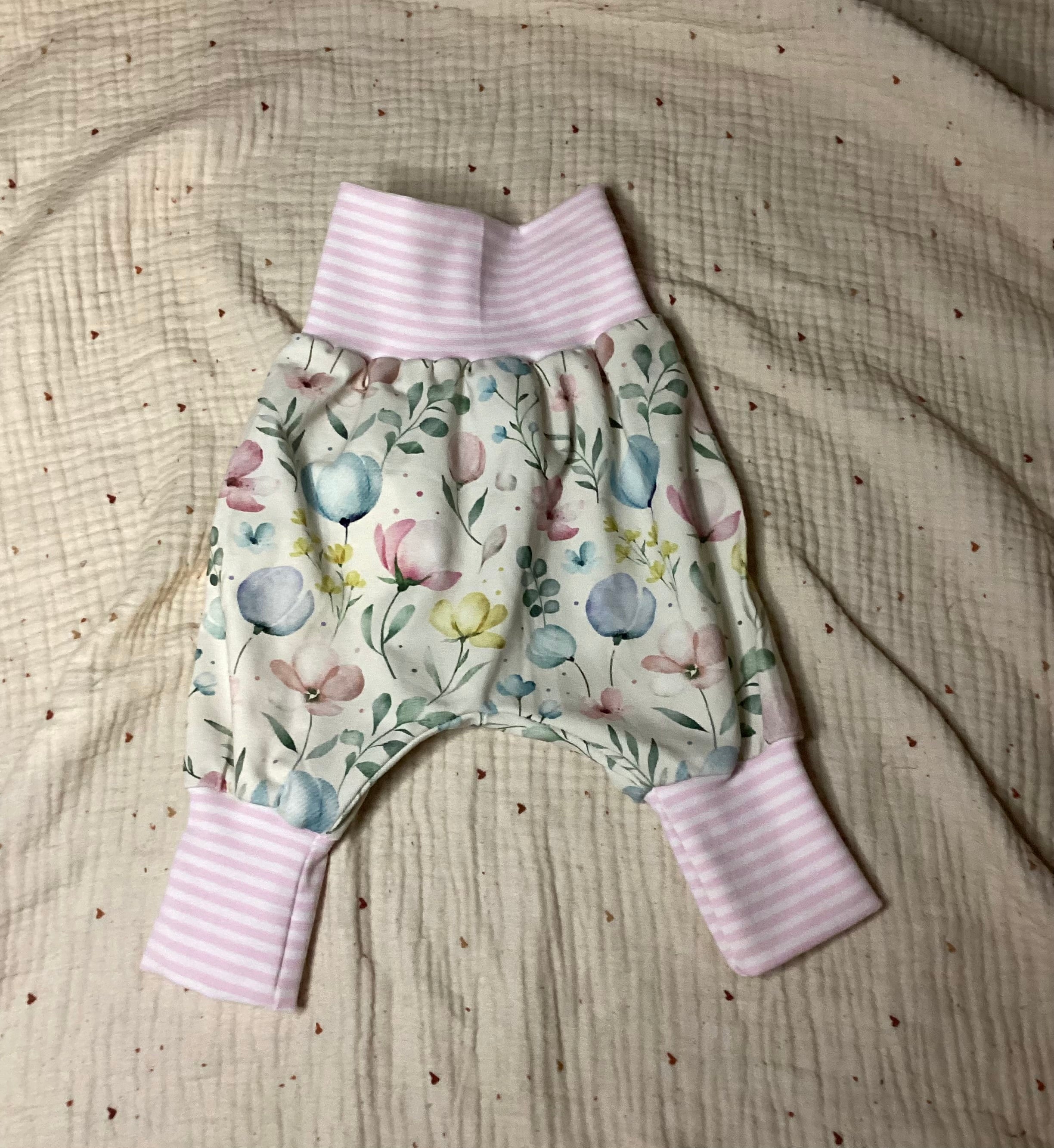 Pumphose Blumen rosa