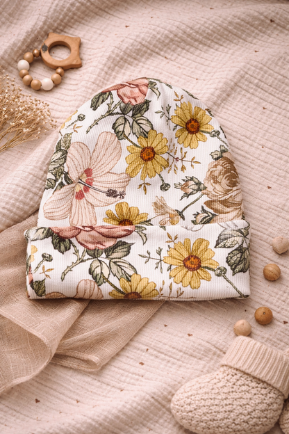 Bonnet côtelé à fleurs