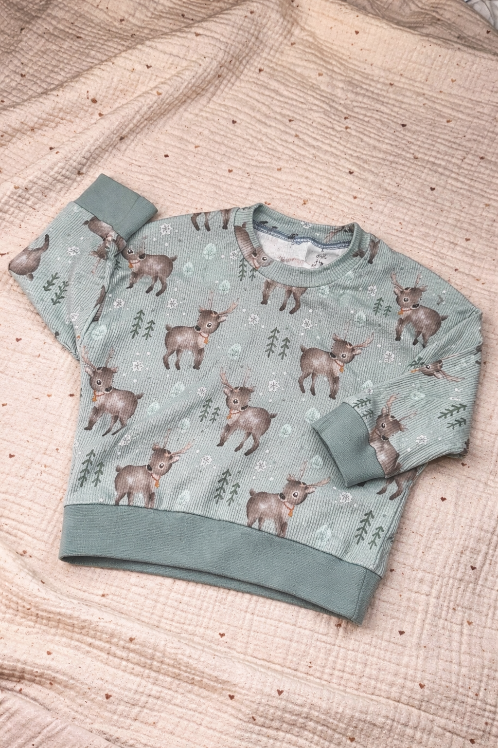 Oversize Pullover Renntiere