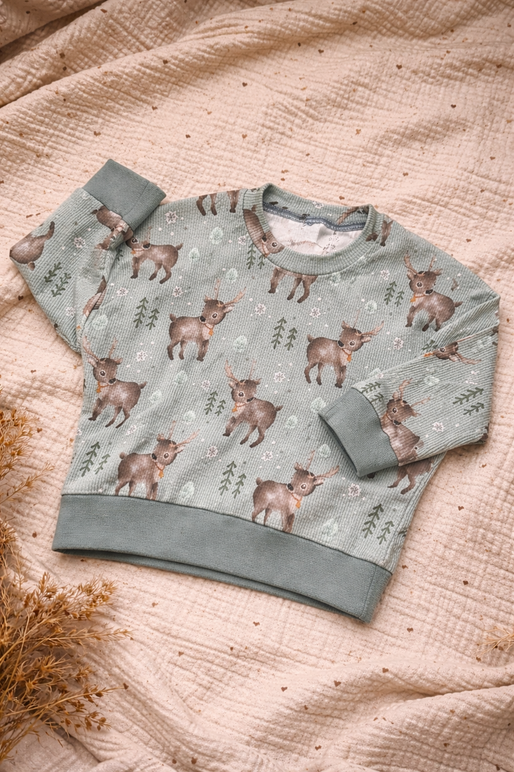 Oversize Pullover Renntiere