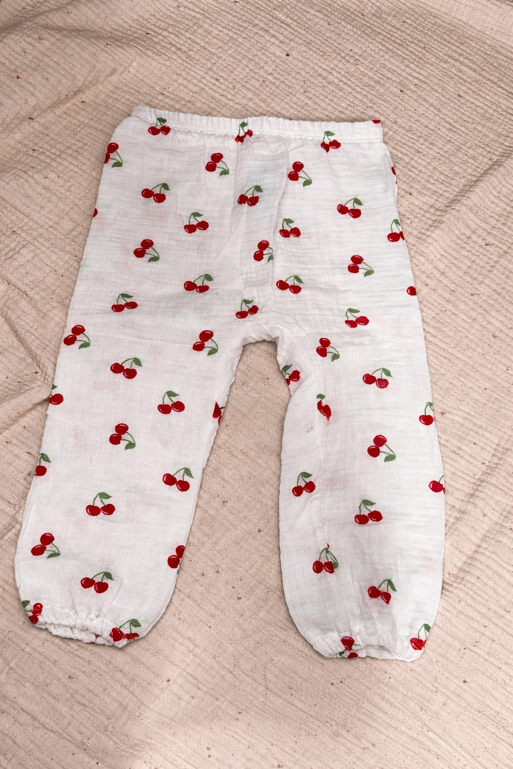 Musselin Hose Kirschen