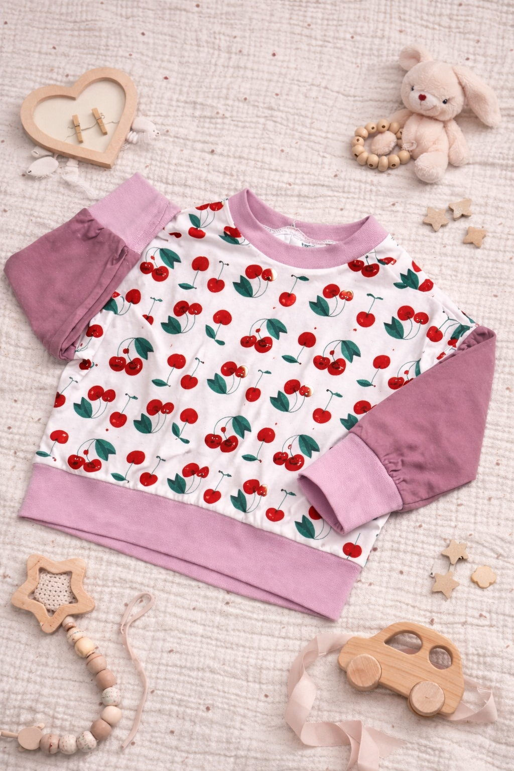 Pull oversize cerises